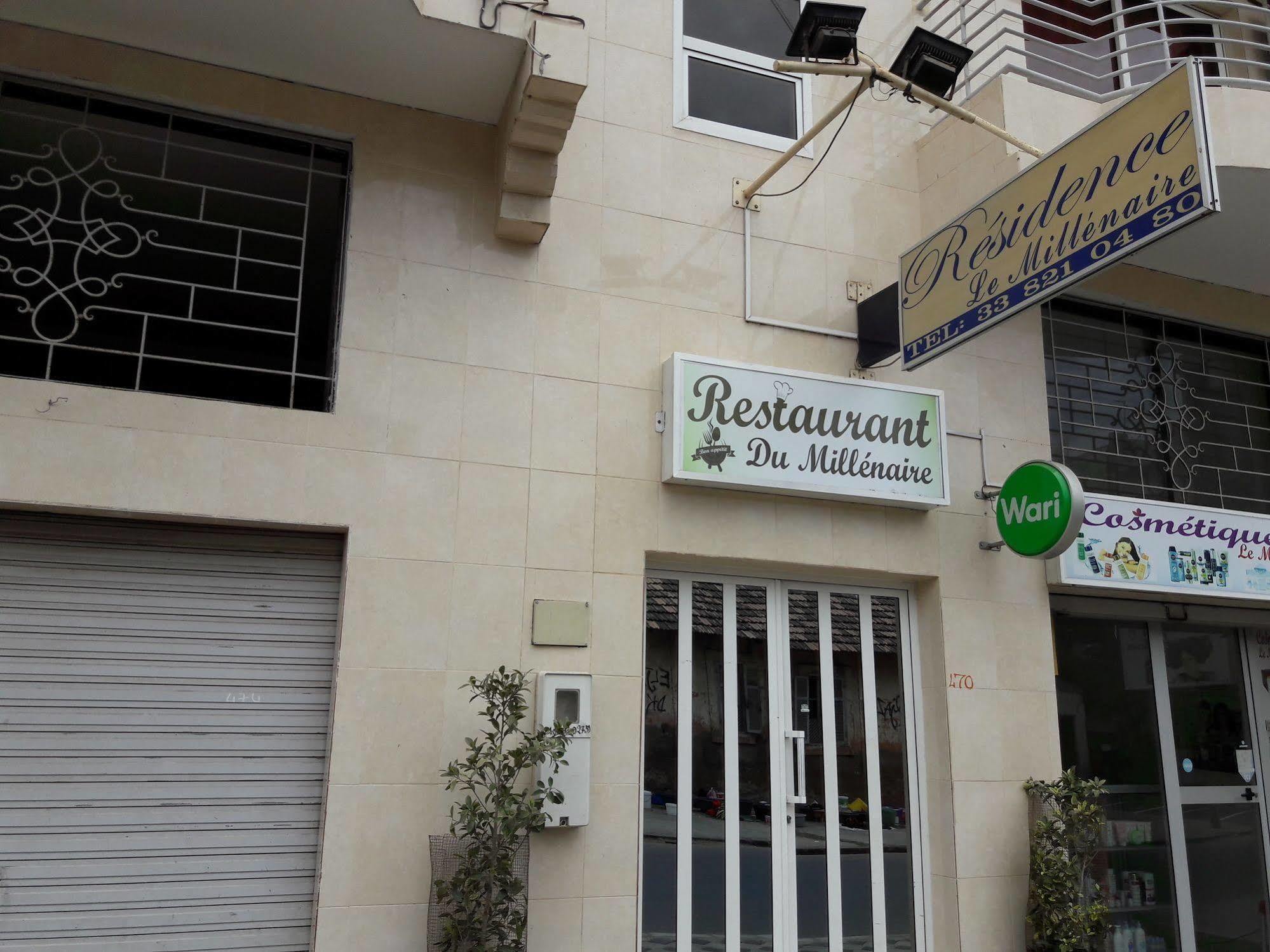 Residence De La Porte Du Millenaire Dakar Exterior photo